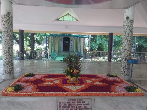 415 Samadhi Decorations at Sri Aurobindo Yoga Mandir Rourkela