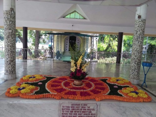 435 Samadhi Decorations at Sri Aurobindo Yoga Mandir Rourkela