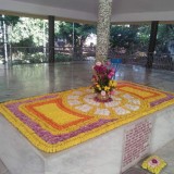 438_Samadhi-Decorations-at-Sri-Aurobindo-Yoga-Mandir-Rourkela