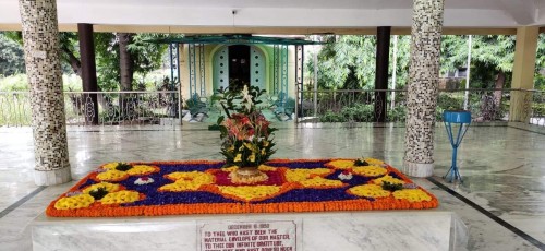 458 Samadhi Decorations at Sri Aurobindo Yoga Mandir Rourkela