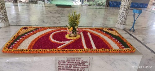 524 Samadhi Decorations at Sri Aurobindo Yoga Mandir Rourkela