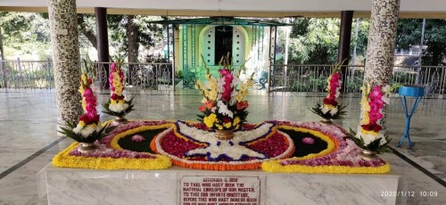 657 Samadhi Decorations at Sri Aurobindo Yoga Mandir Rourkela