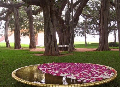 1_matrimandir-at-auroville.jpg