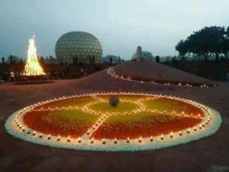 25_matrimandir-at-auroville.jpg