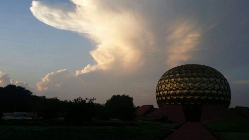 3_matrimandir-at-auroville.jpg