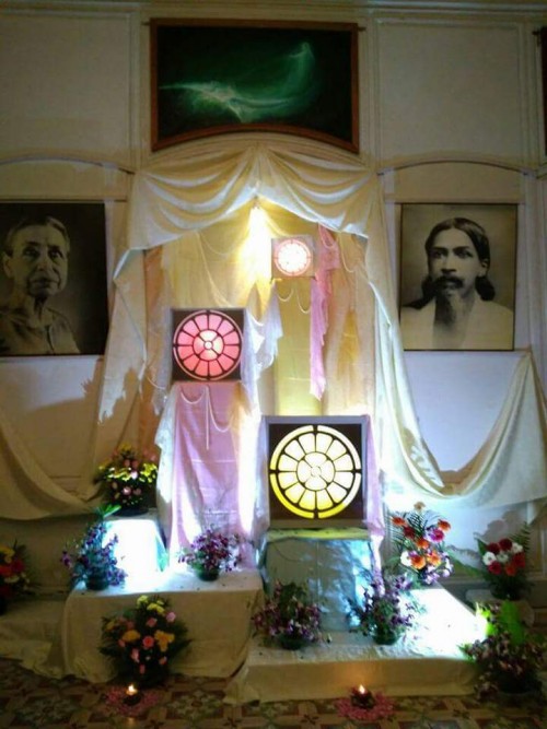 Sri-Aurobindo-Dining-Room-Decorations-on-Special-Days-39.jpg