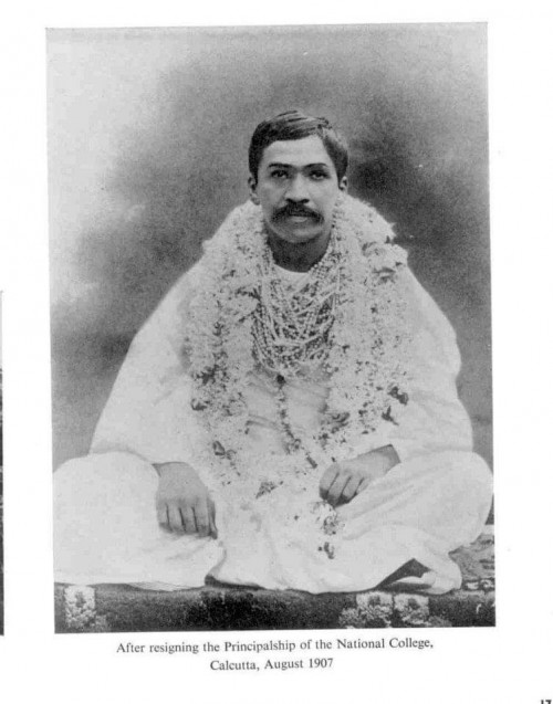 10_Sri-Aurobindo.jpg