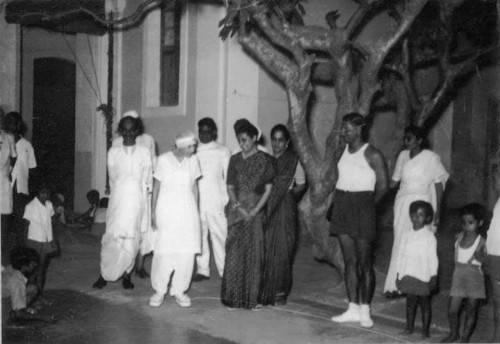 12Indira-Gandhi--Sri-Aurobindo-Ashram.jpg