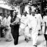 13Indira-Gandhi--Sri-Aurobindo-Ashram