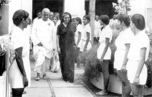 33Indira-Gandhi--Sri-Aurobindo-Ashram.jpg