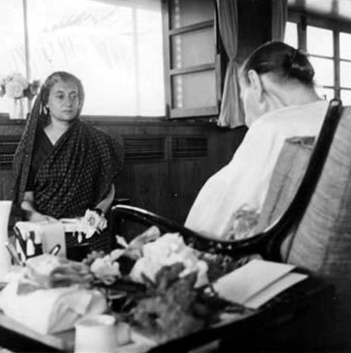 35:Indira Gandhi @ Sri Aurobindo Ashram