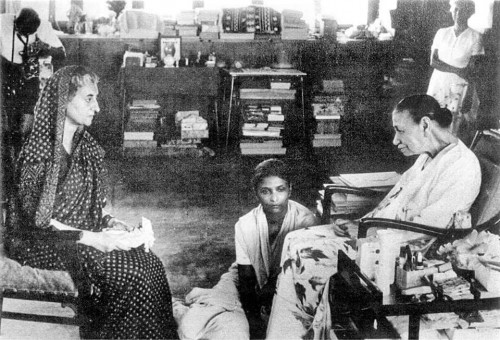 42Indira-Gandhi--Sri-Aurobindo-Ashram.jpg