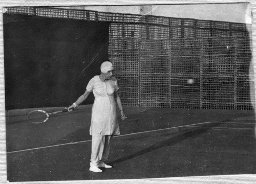 Mother-Playing-Tennis--37.jpg