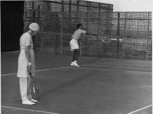 Mother-Playing-Tennis--40.jpg