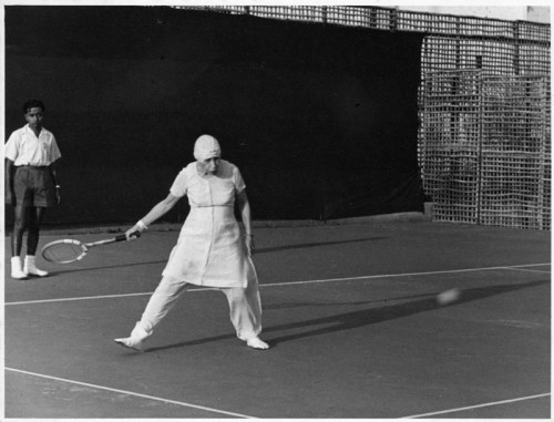 Mother-Playing-Tennis--42.jpg