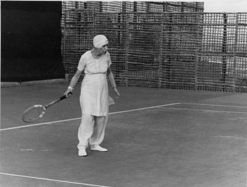 Mother-Playing-Tennis--54.jpg