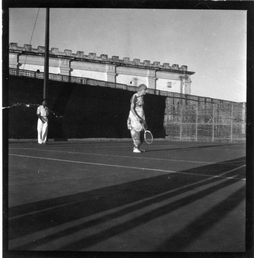 Mother-Playing-Tennis--88.jpg