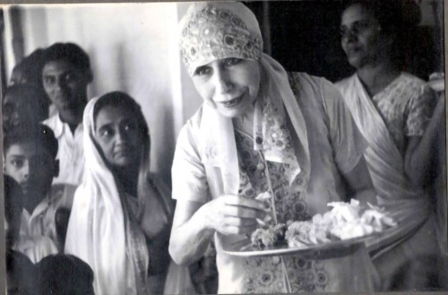 The Mother Pic Shot by Henry Cartier Bresson (10)