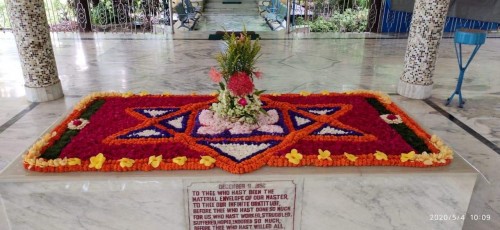 Sri-Aurobindo-Yoga-Mandir-Rourkela-Flower-Decorations-12.jpg