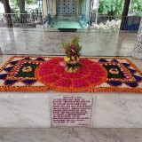 Sri-Aurobindo-Yoga-Mandir-Rourkela-Flower-Decorations-17