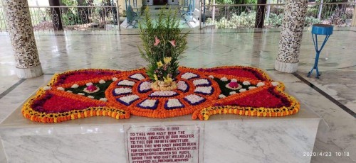 Sri-Aurobindo-Yoga-Mandir-Rourkela-Flower-Decorations-23.jpg