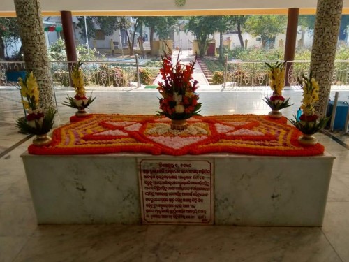 Sri-Aurobindo-Yoga-Mandir-Rourkela-Orissa08.jpg