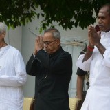 Hon.-President-Pranab-Mukherjee-Visiting-Ashram-6