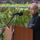 Hon.-President-Pranab-Mukherjee-Visiting-Ashram-9