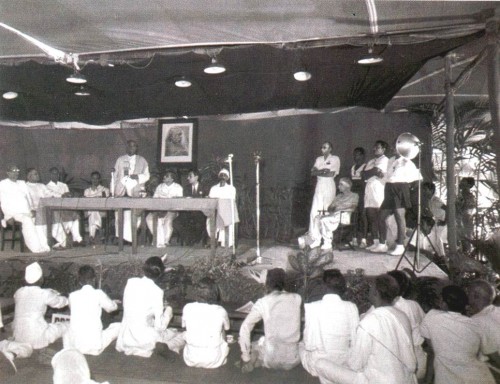 Nolini-Kanta-Gupta-at-the-inauguration-of-Sri-Aurobindo-Memorial-Convention-on-24-April-1951..jpg