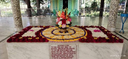 10_Samadhi-Decorations-at-Sri-Aurobindo-Yoga-Mandir-Rourkela.jpg