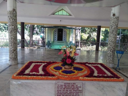 129 Samadhi Decorations at Sri Aurobindo Yoga Mandir Rourkela