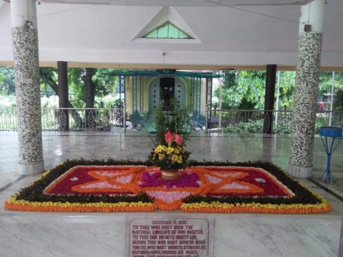 149 Samadhi Decorations at Sri Aurobindo Yoga Mandir Rourkela