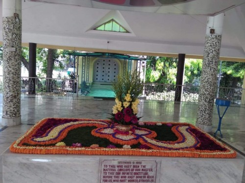 209 Samadhi Decorations at Sri Aurobindo Yoga Mandir Rourkela