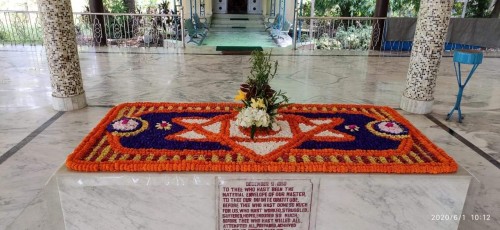 268_Samadhi-Decorations-at-Sri-Aurobindo-Yoga-Mandir-Rourkela.jpg