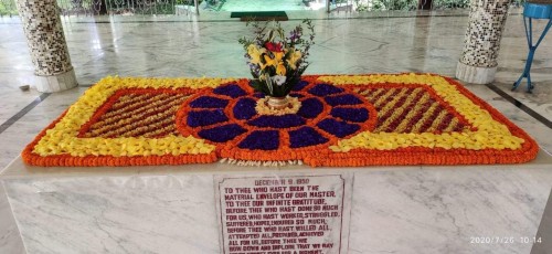 307_Samadhi-Decorations-at-Sri-Aurobindo-Yoga-Mandir-Rourkela.jpg