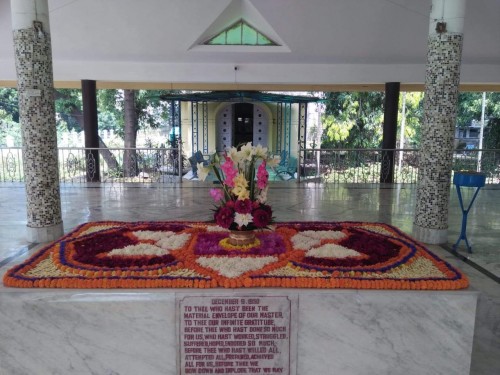 322 Samadhi Decorations at Sri Aurobindo Yoga Mandir Rourkela