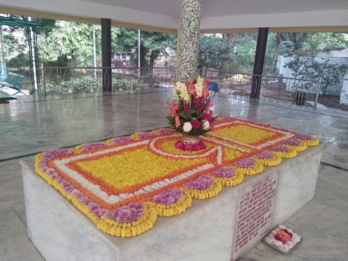 392 Samadhi Decorations at Sri Aurobindo Yoga Mandir Rourkela