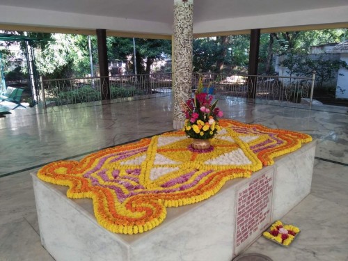 428_Samadhi-Decorations-at-Sri-Aurobindo-Yoga-Mandir-Rourkela.jpg