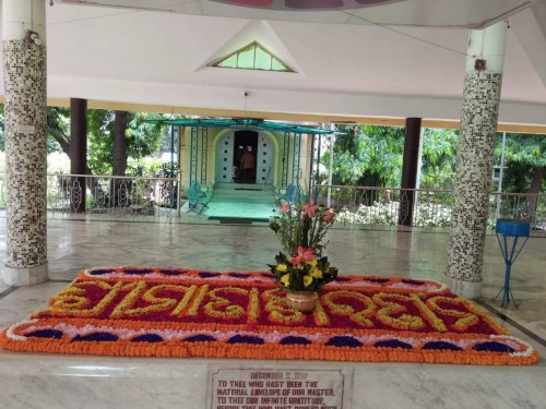 433 Samadhi Decorations at Sri Aurobindo Yoga Mandir Rourkela