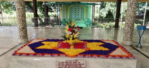 457 Samadhi Decorations at Sri Aurobindo Yoga Mandir Rourkela