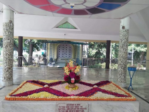 464 Samadhi Decorations at Sri Aurobindo Yoga Mandir Rourkela