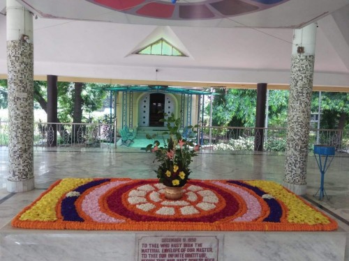 490 Samadhi Decorations at Sri Aurobindo Yoga Mandir Rourkela