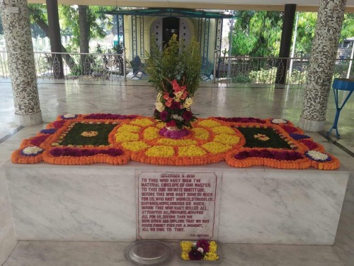 548 Samadhi Decorations at Sri Aurobindo Yoga Mandir Rourkela