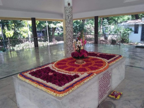 557 Samadhi Decorations at Sri Aurobindo Yoga Mandir Rourkela