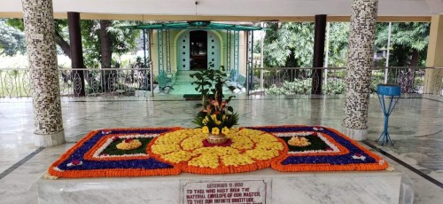 564 Samadhi Decorations at Sri Aurobindo Yoga Mandir Rourkela