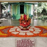 620_Samadhi-Decorations-at-Sri-Aurobindo-Yoga-Mandir-Rourkela