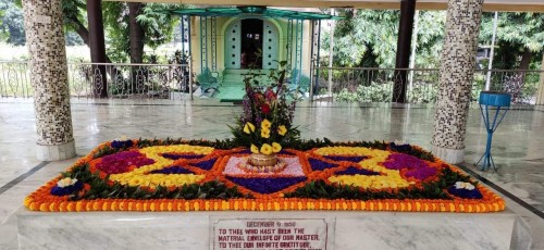 654 Samadhi Decorations at Sri Aurobindo Yoga Mandir Rourkela