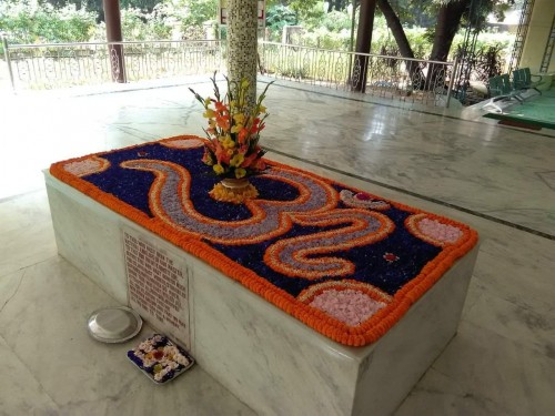 687 Samadhi Decorations at Sri Aurobindo Yoga Mandir Rourkela