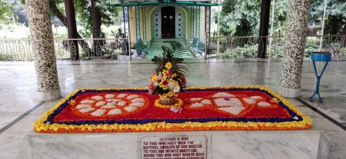 83 Samadhi Decorations at Sri Aurobindo Yoga Mandir Rourkela