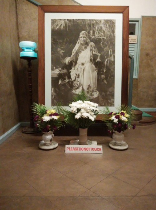 Sri-Aurobindo-Ashram-Meditation-Hall-15.jpg